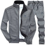 Grauer Herren-Trainingsanzug, Polyester, Sportbekleidung, Reißverschlussjacke, Jogginghose.