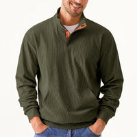 Grüner Herrenpullover mit Reißverschluss, geripptes Design, Freizeitmode, Baumwolle.
