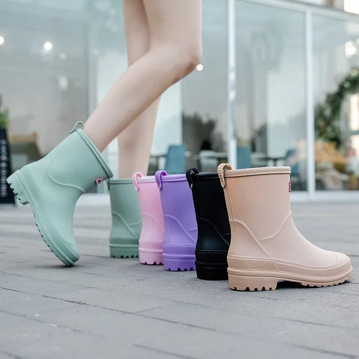 Damen Gummistiefel in Pastellfarben, wasserdicht, rutschfest, ideal für Regenwetter.