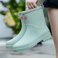 Grüne Gummistiefel für Damen, wasserdicht, rutschfest, Outdoor, modisch.