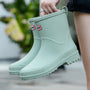Grüne Gummistiefel für Damen, wasserdicht, rutschfest, Outdoor, modisch.