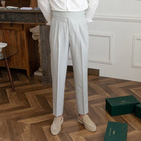 Helle Anzughose für Herren, elegant, aus Baumwolle, ideal für formelle Anlässe.