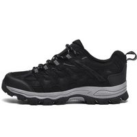 Schwarzer Wanderschuh, robust, rutschfeste Sohle, Outdoor, Herren, Trekking, atmungsaktiv.