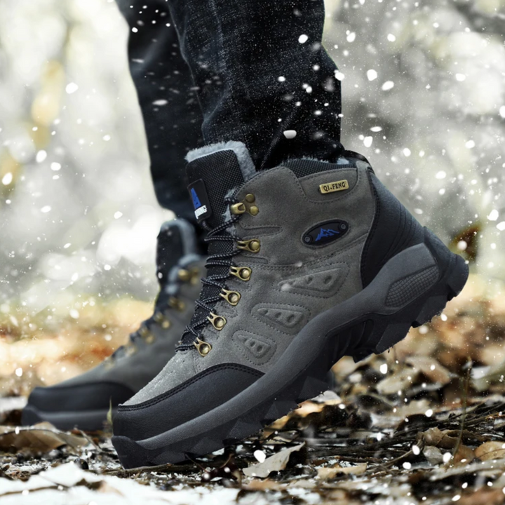 Grauer Wanderschuh, wasserdicht, rutschfest, Outdoor, Herren, Winter, Schnee, robust.