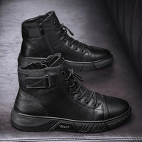 Schwarze Herren-Sneaker aus Leder, hohe Knöchel, modisches Design, Reißverschluss, Schnürsenkel.