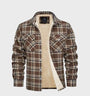 Braune karierte Herrenjacke mit Fleece-Futter, Langarm, Knopfleiste, zwei Brusttaschen.