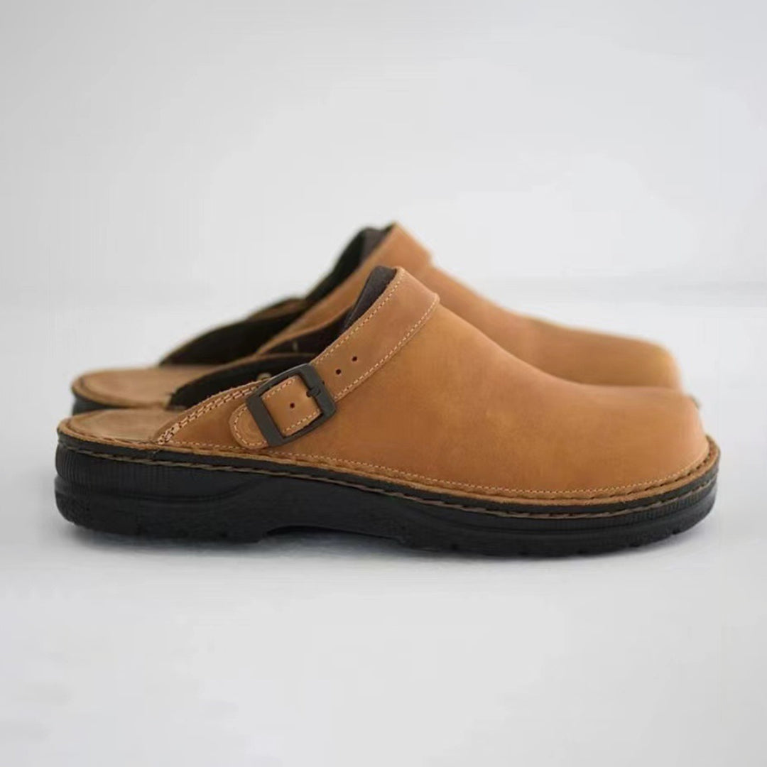 Khaki-Leder-Clogs mit schwarzer Sohle, verstellbarem Riemen, bequem, modisch, Unisex-Schuhe.