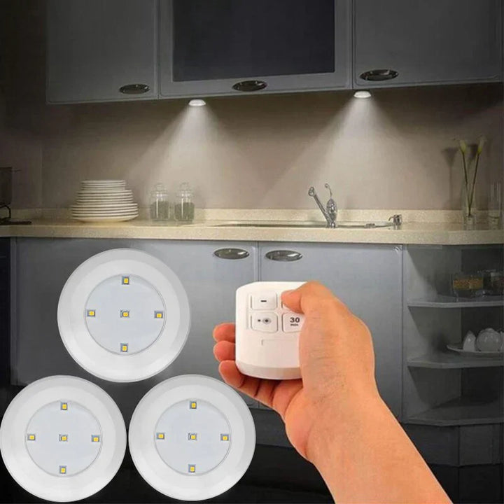 Dimmbares LED-Unterbauleuchten-Set mit Fernbedienung, ideal für Küche oder Kleiderschrank.