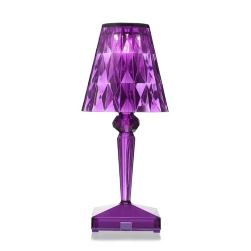 Lila Kristall-Tischlampe, modernes Design, facettierter Schirm, dekorative Beleuchtung, Wohnzimmer.